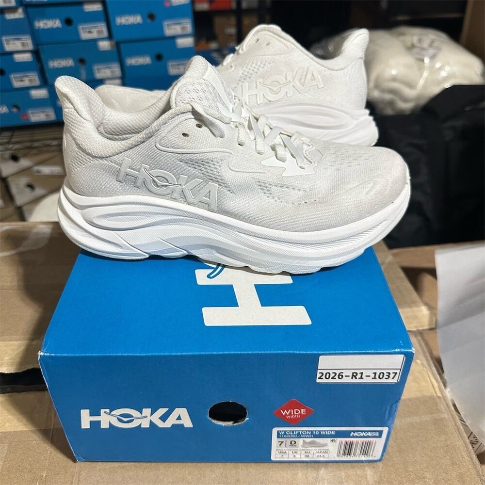 HOKA Clifton 10 Wide 'Triple White' 1162031-WWH Sneakers | Womens 7 D Wide | EUC